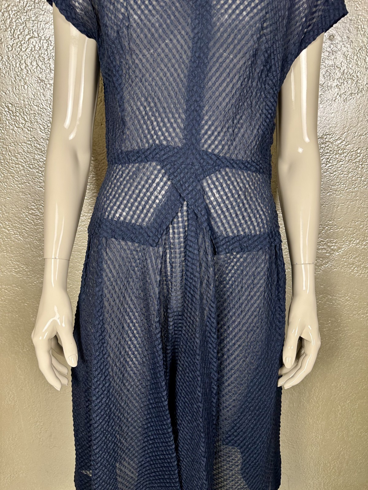 Vintage 1950’s Ladies Handmade Sheer Blue Textured Dress Cap Sleeve M