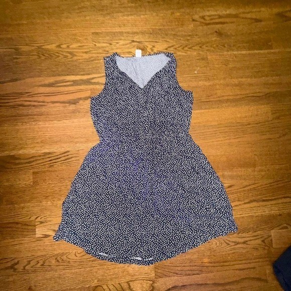 Old Navy Polka Dot V-Neck Sleeveless Fit and Flare Mini Dress Navy Blue White S