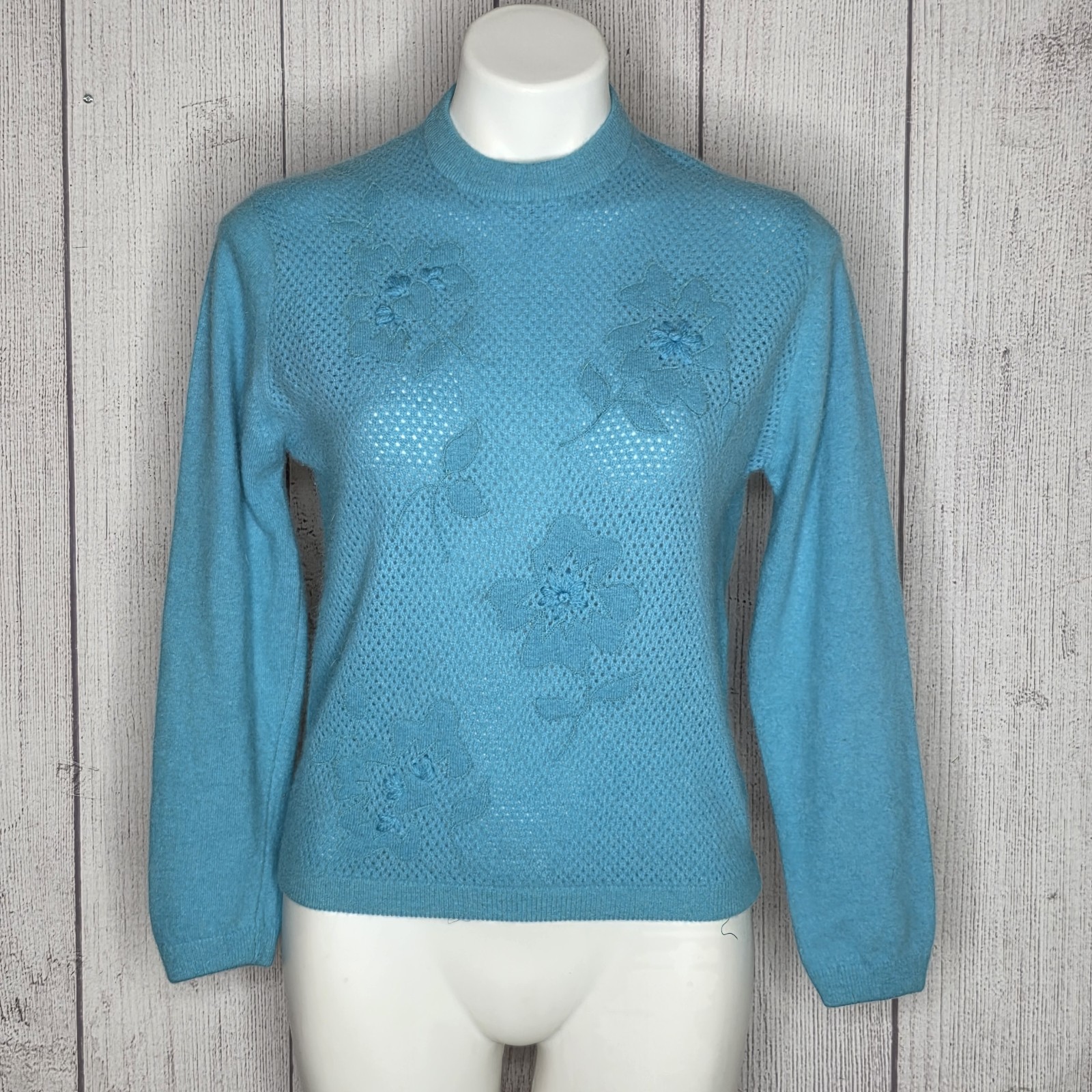 Vintage 60s 70s Full Fashioned Blue Floral Fuzzy Knit Sweater Back Zip USA, 36