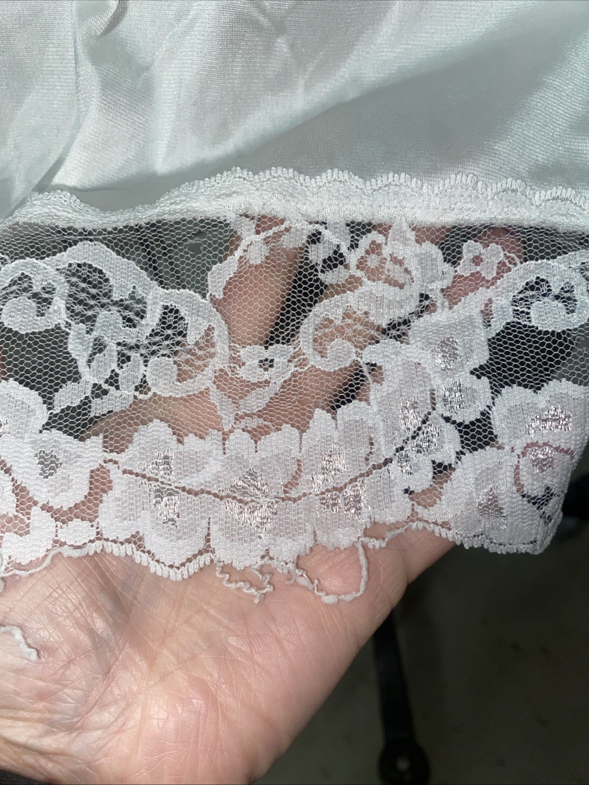 80s 90s Vassarette Half Slip Women’s X-Large 26″ Lace Trim Nylon USA Made