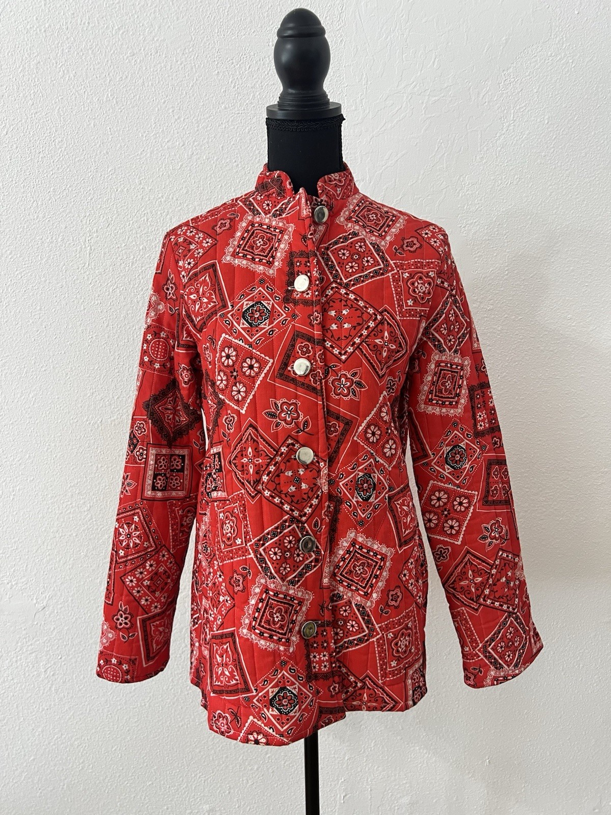 Vintage Red Bandana Paisley Print Quilt Coat Size Small Retro Festival 70s USA