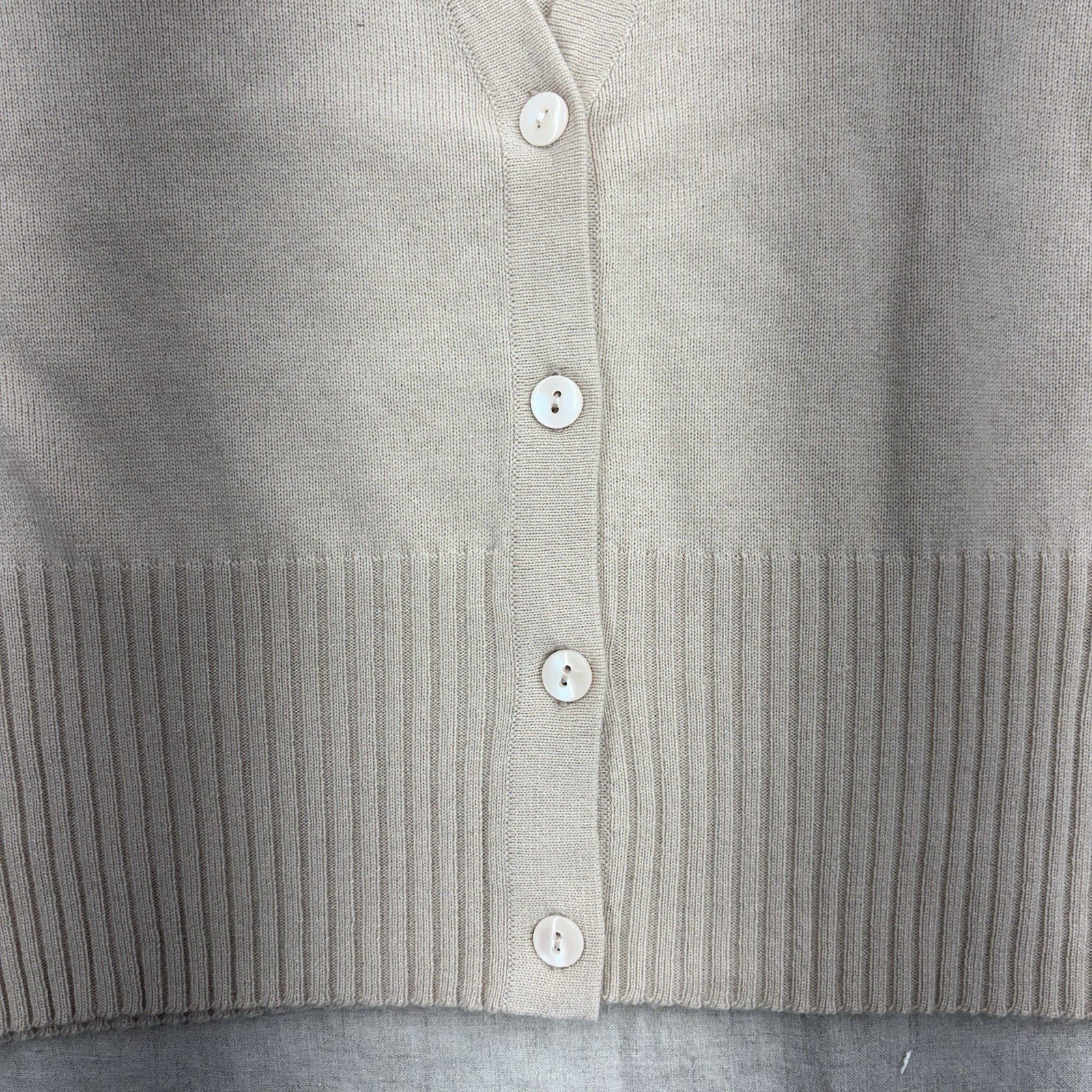 Vintage Silk Cashmere Sweater Vest Beige Button Up Women’s Size M