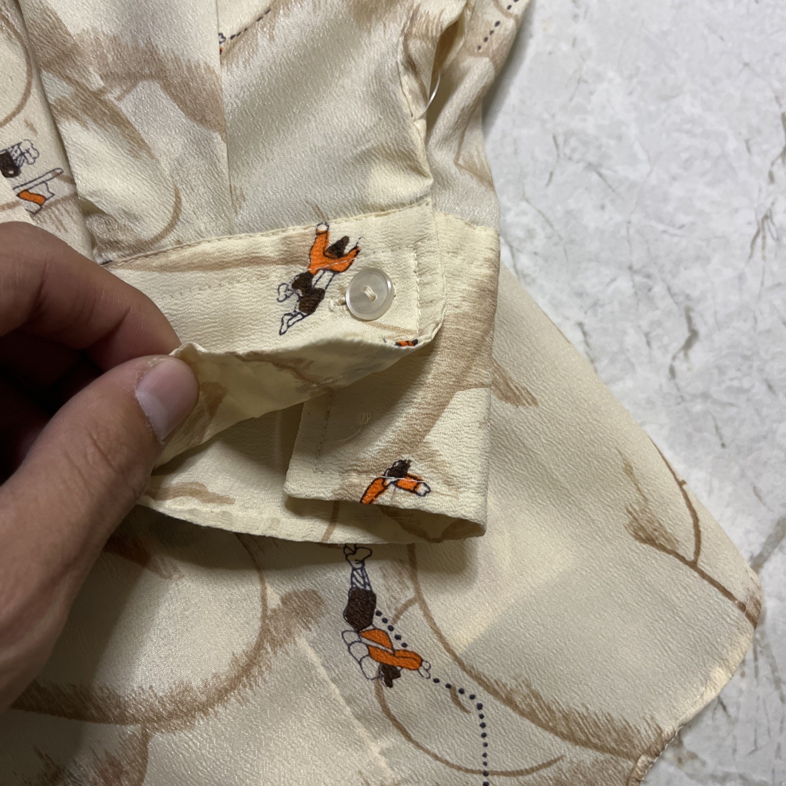 Vtg 70s Nude Body girl Abstract Button down fits small medium