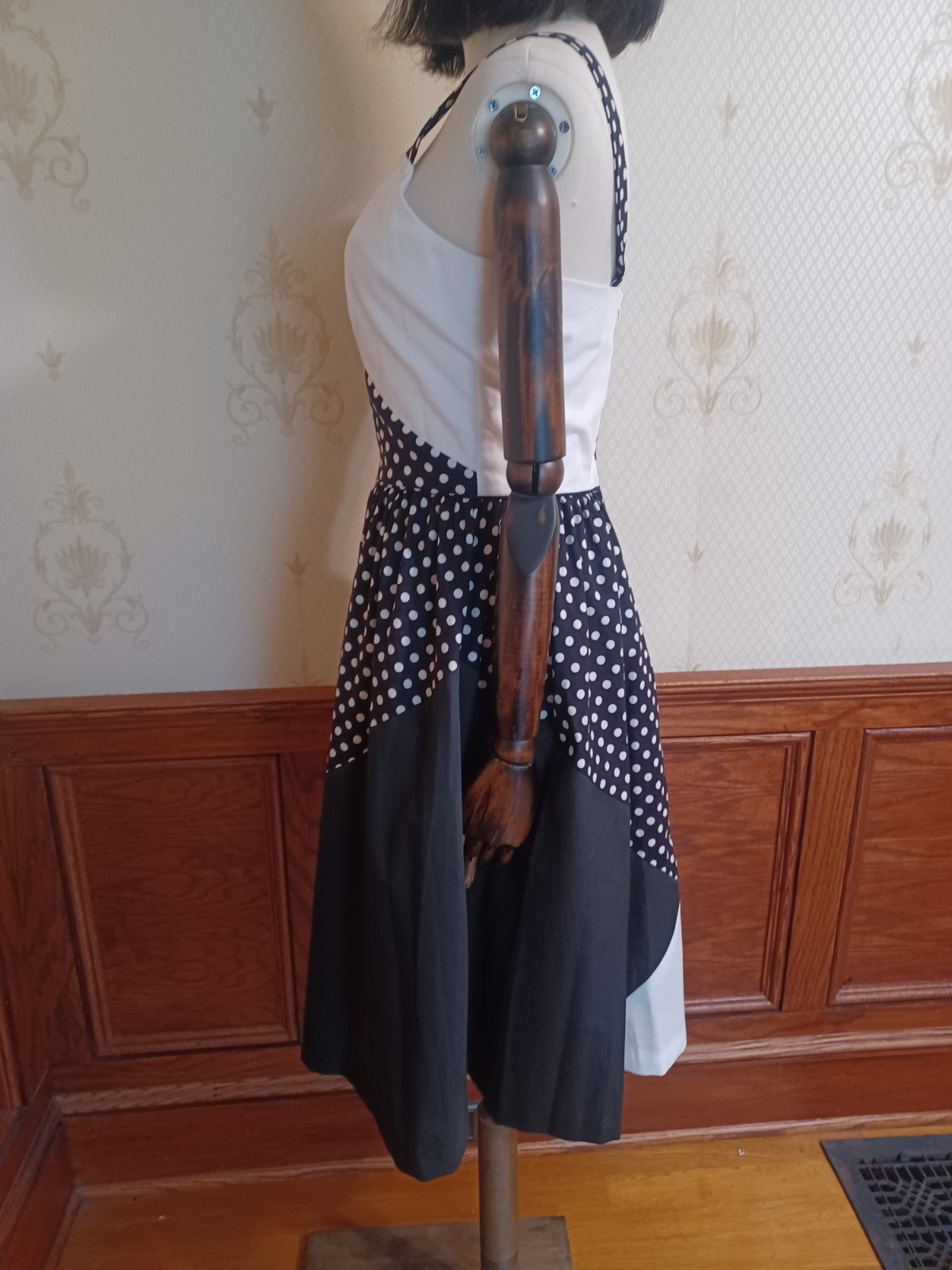 Vintage 1960s/1970s Toni Todd Union-Made Mod Pin-up Black +White Polkadot Dress