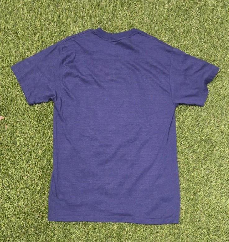 Vintage 1982 Bear Hug Me Graphic T Shirt 80s Navy Blue 50/50 Blend Tag Large