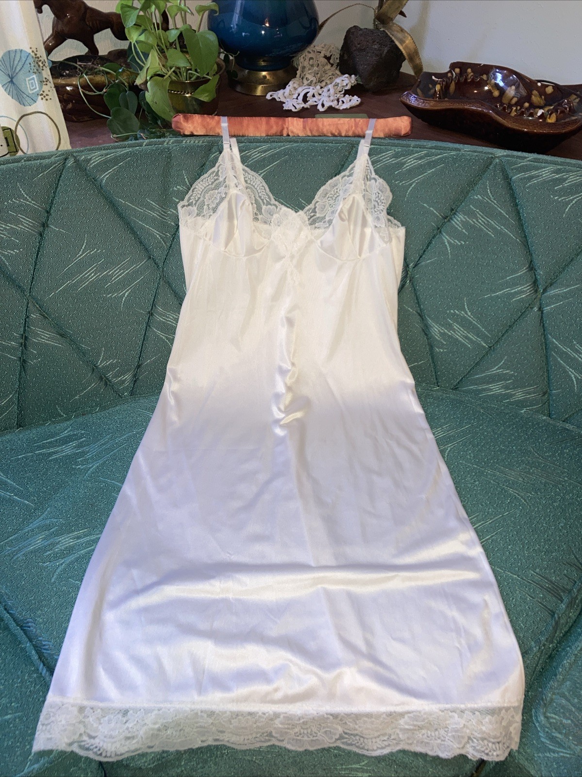 Vintage Kayser White Full Slip Size 34 T Tall White lace Trim Small