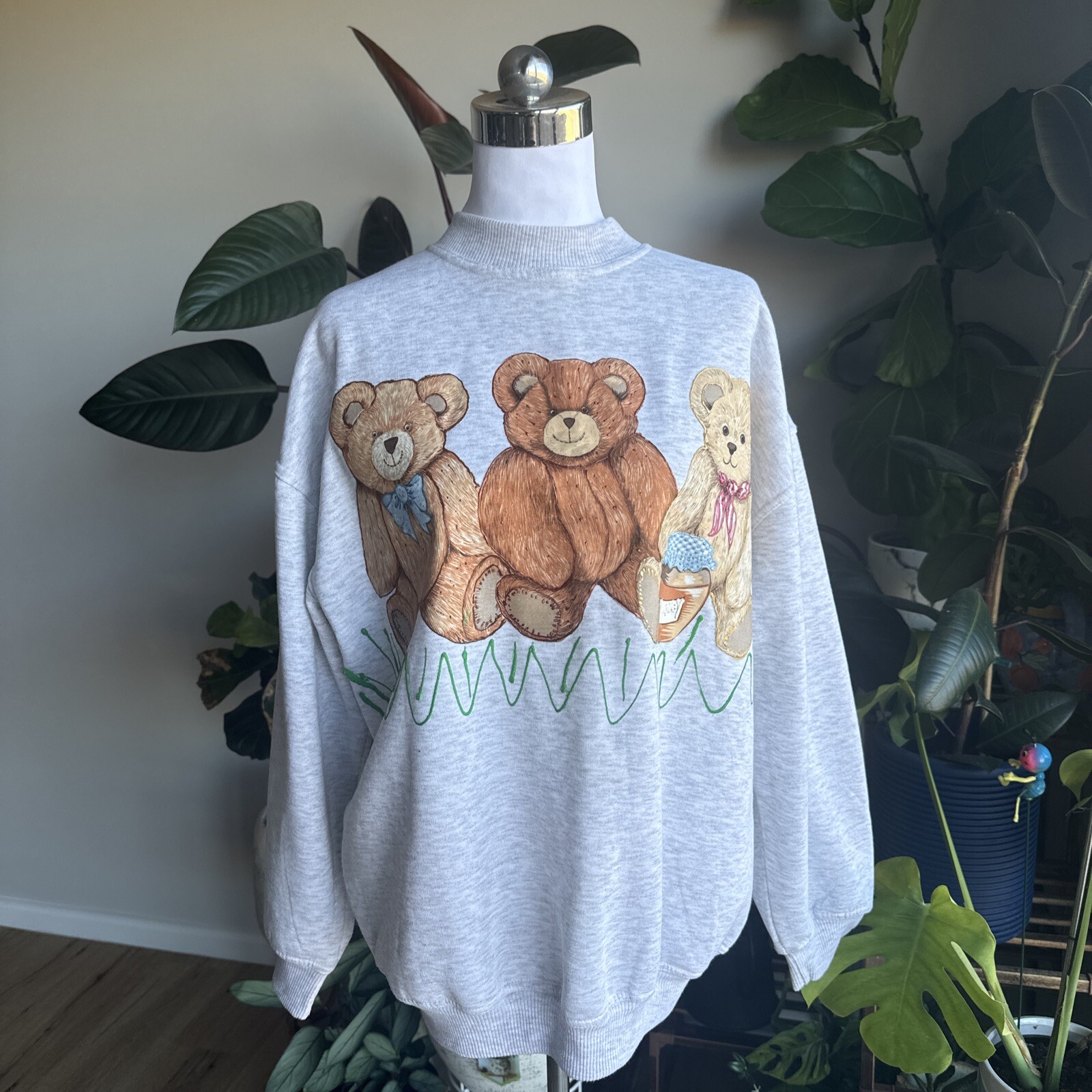 Vintage Teddy Bear Grandma Sweatshirt Deadstock 3D Graphic Crewneck Fits L/XL