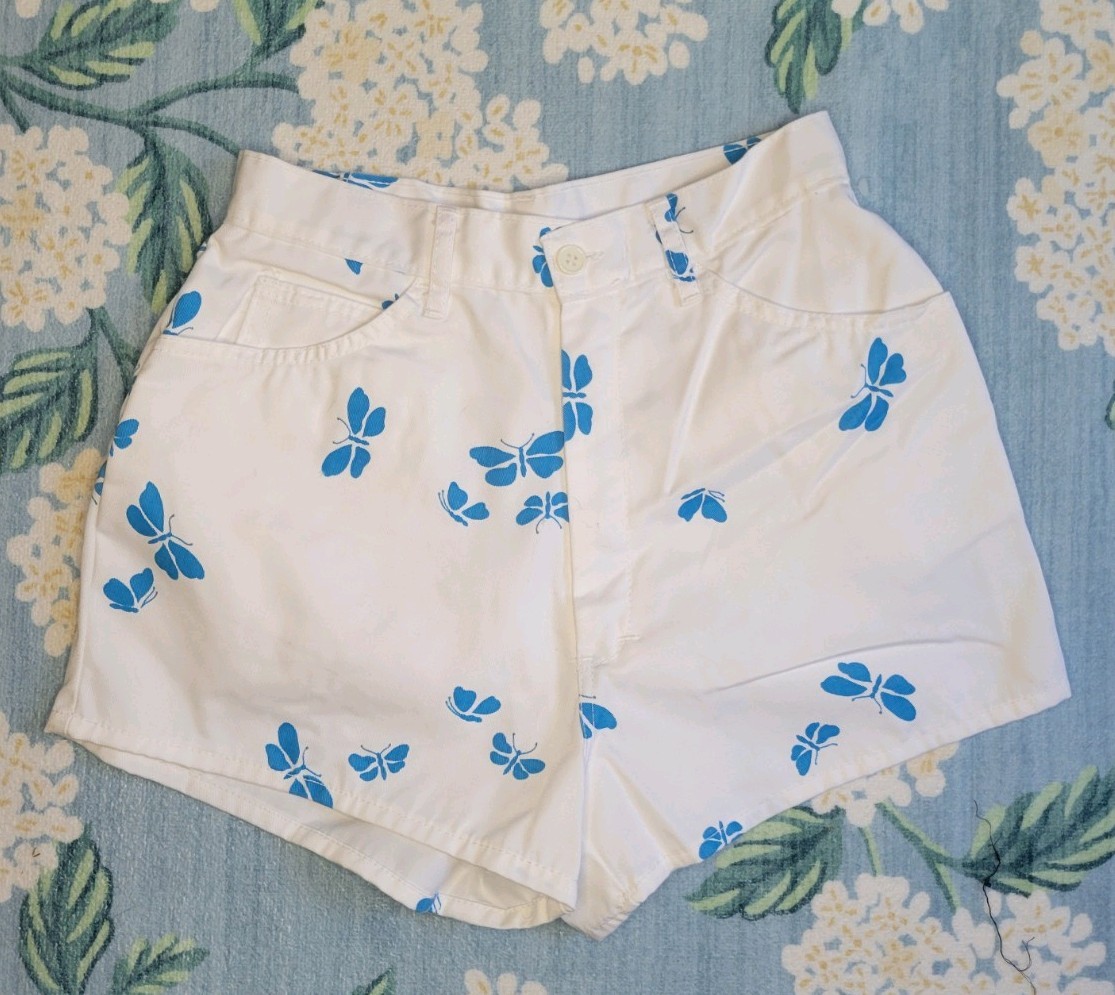Vintage 70s 80s Butterfly Print Shorts Womens Hong Kong White Blue 25″ Waist