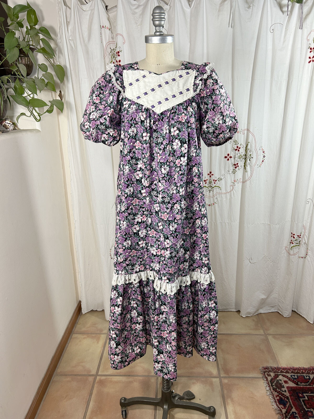 VTG Sun Babies Liberty House Hawaiian Muumuu Cottage Prairie Lace Midi sz 4/XS