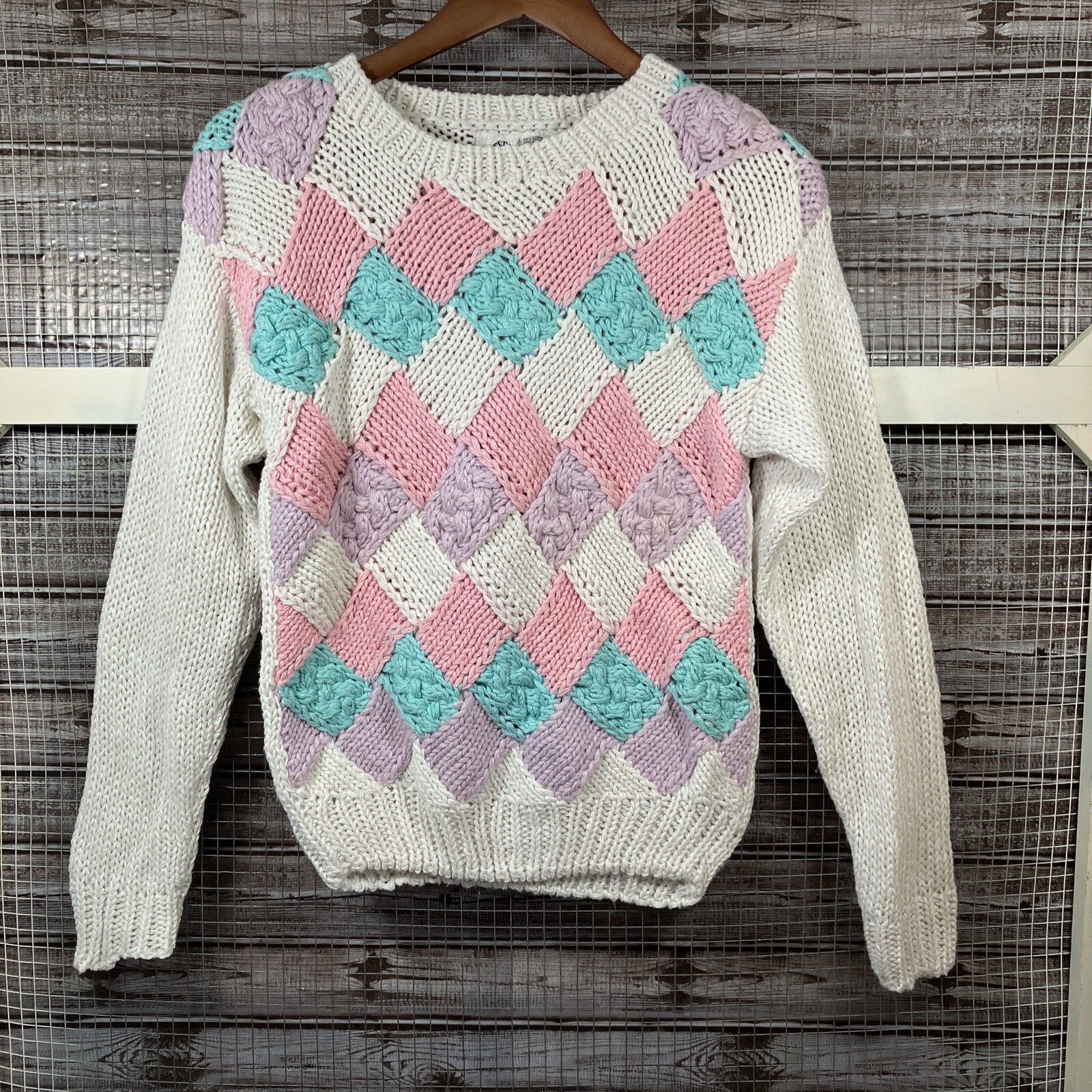 Vintage Chunky Knit Pastel Argyle Diamond Checkerboard Sweater Sz S White 80’s
