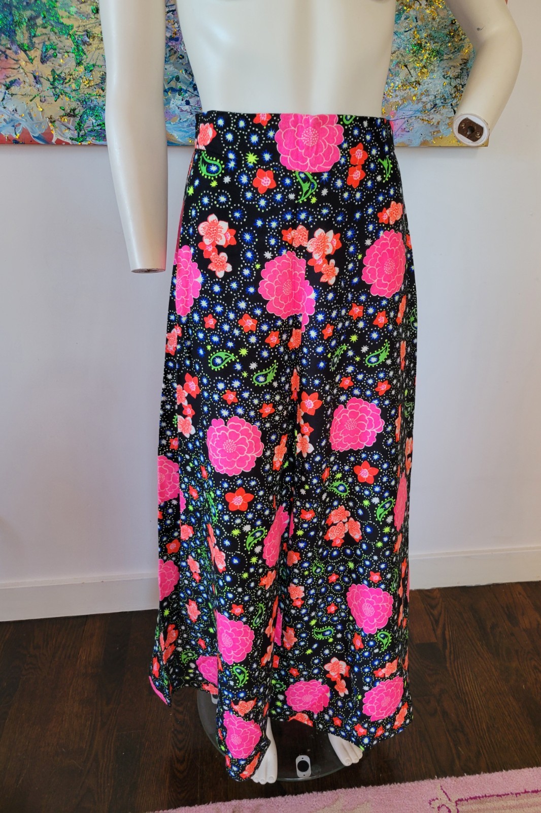 Vintage Barkcloth Skirt Short Sleeve Jacket Set UV Glow Flower Power Paisley